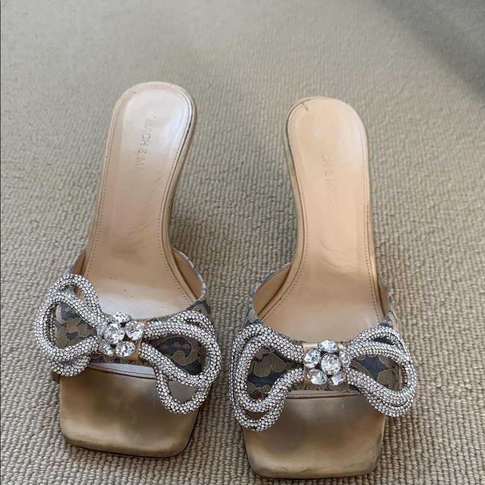 Mach & Mach Bow Heels